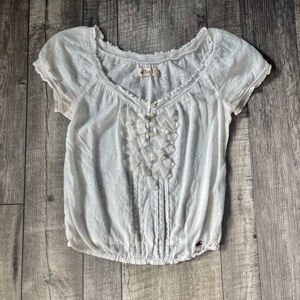 Hollister women’s top - Picture 2 of 8